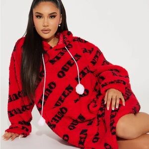 Red 'QUEEN' A-Line Skirt